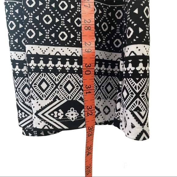 Divided H&M Women’s Fitted Short Tank Dress Aztec Print - Picture 7 of 8